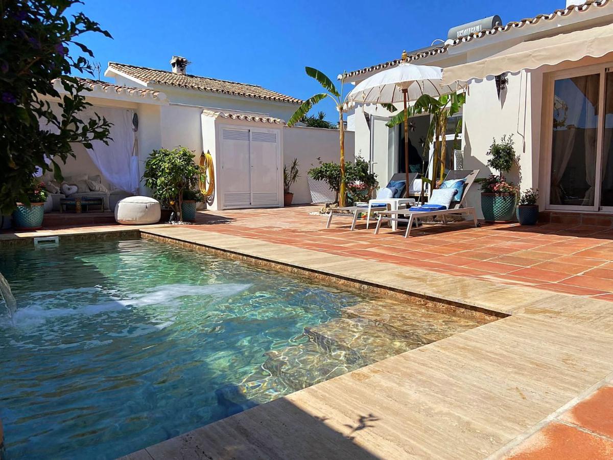 La Siesta Villa Estepona Exterior photo